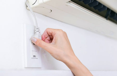 電源