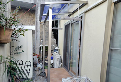 スピーネ テラス屋根設置写真