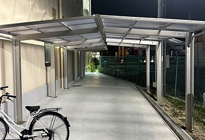 兵庫県尼崎市 N様邸 サイクルポート施工事例01