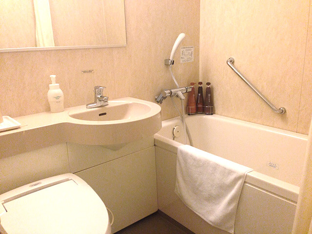 ビジネスホテル客室の浴室イメージ