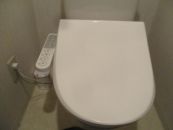 東芝 温水洗浄便座 SCS-T160